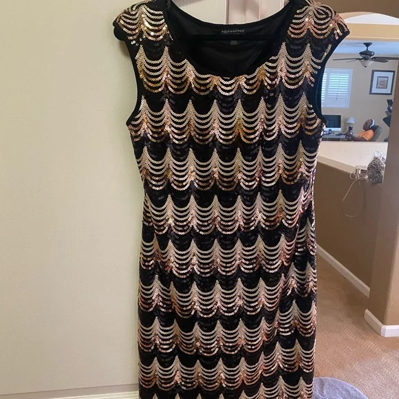 connected apparel | Dresses | Connected Apparel Sequin Black And Gold Dress  Size 4 | Poshmark